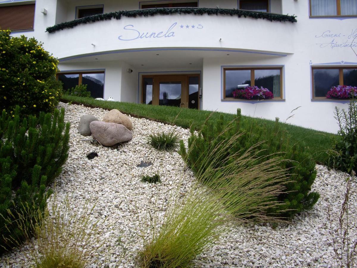 Apartments Sunela Selva di Val Gardena Bagian luar foto